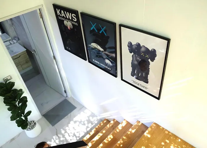 Peaceful & Contemporary Duplex Escape